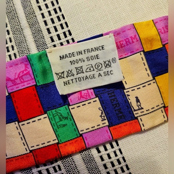 NIB HERMES Silk Bolduc Au Carre Twilly Corail Jaune Multicolor - Picture 7 of 13